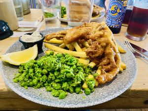 So so good banana blossoms and chips…great flavour Brooklyn alcohol free lager as well 🌟🌟🌟🌟🌟  at The Lyme Bay Cafe and Bar in Lyme Regis