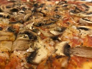 Funghi Pizza  at Pizarro in Antwerpen