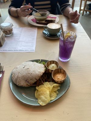   at Het Nieuwe Cafe in Rotterdam