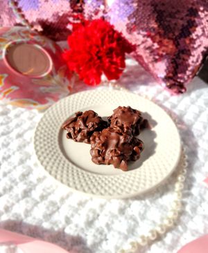 Chocolate Nut Clusters at Plant Baked in Vineland