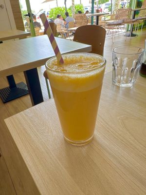 “Morena mía” smoothie  at ECO DEL MAR in Blanes