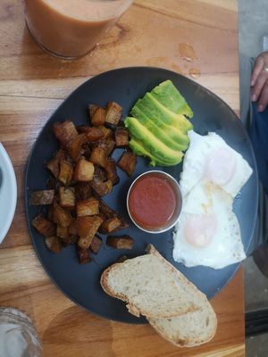 Veggie tex mex brekkie at Mahalo Snack Shack in Panama City