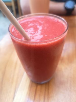 Pink mint lemonade at Mahalo Snack Shack in Panama City