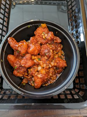 Tangy garlic cauliflower at Rollz Rice Indian Kitchen in Columbus