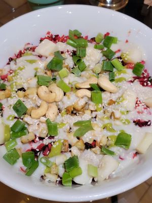 Varuna bowl at Varuna Plant-Based Food & Juice Bar in Manuel Antonio