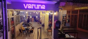 Front entrance at Varuna Plant-Based Food & Juice Bar in Manuel Antonio