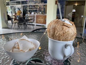  #Veganuary at Varuna Plant-Based Food & Juice Bar in Manuel Antonio