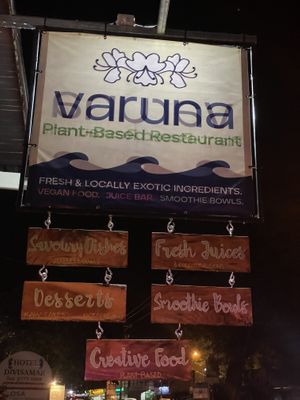  #Veganuary at Varuna Plant-Based Food & Juice Bar in Manuel Antonio