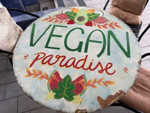  #Veganuary at Varuna Plant-Based Food & Juice Bar in Manuel Antonio