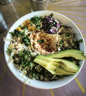 Bowl vegano delicioso at Varuna Plant-Based Food & Juice Bar in Manuel Antonio