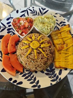 Local Breakfast at Varuna Plant-Based Food & Juice Bar in Manuel Antonio