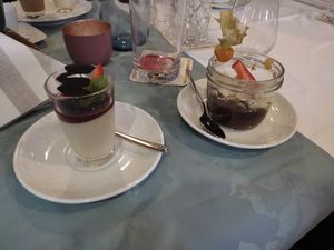 Veganes Panna Cotta und Polenta Schokoküchle at Restaurant Rössle in Calw