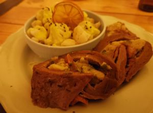 Main course: Arrosto di seitan con cavolo all'arancia (Roast seitan with cabbage in orange) at Raparossa  in Pezze Di Greco