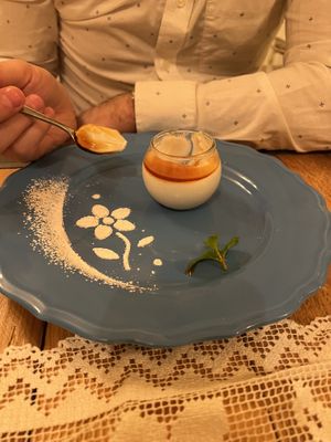 Coconut caramel panna cotta  at Raparossa  in Pezze Di Greco