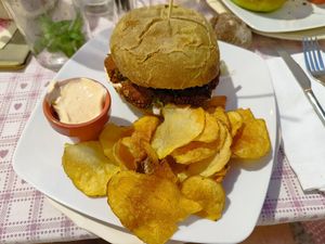 Crispy Filomena Burger at Raparossa  in Pezze Di Greco