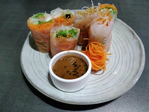 Summer roll at Herbivore Japanese Vegetarian Restaurant in Central Singapore
