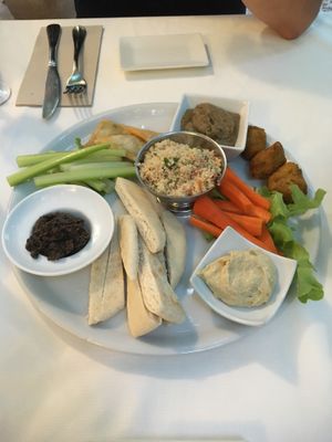 Mixed veggies starter plate at Bellaverde in Mallorca