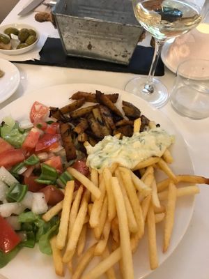 Fake Plate  at Bellaverde in Mallorca