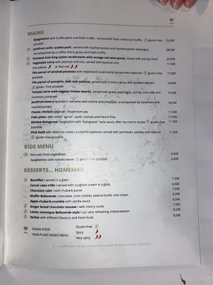 Mains and deserts (June ‘22)  at Bellaverde in Mallorca