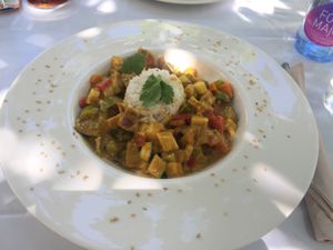 yellow curry vegan at Bellaverde in Mallorca