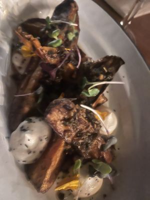 Boniato asado con crema de anacardos  at Bellaverde in Mallorca