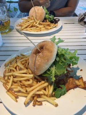 Burgers  at Bellaverde in Mallorca