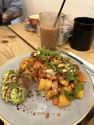 Vegan chorizo hash   at No 33 in Norwich
