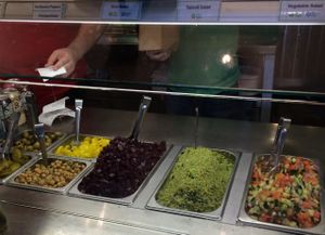 salad, olives, cilantro at Maoz in Boca Raton