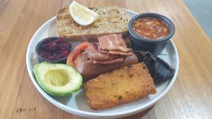 Perfect vegan breakfast at The Jolly Miller Cafe in Gisborne