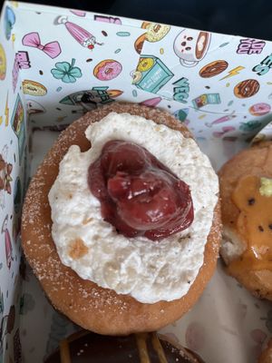 Donut   at Jones Donuts in Stuttgart