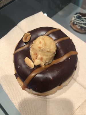 donut-time😄 at Jones Donuts in Stuttgart