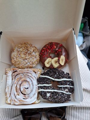 Busy Bee, Milk Chocolate, Zebra and Cinnamon Roll at Jones Donuts in Stuttgart
