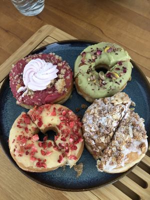 Plated at home  at Jones Donuts in Stuttgart