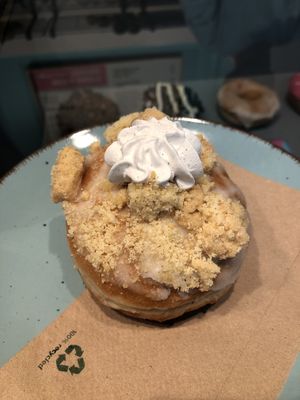 „Granny’s (w)hip“ donut 🍩   at Jones Donuts in Stuttgart
