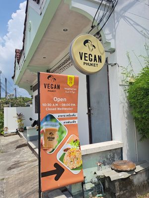 Opening times at VEGAN PHUKET in Phuket