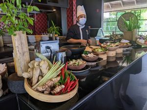 Vegan cooking class with Chef Misdar at Ayada Maldives in Maguhdhuvaa Island