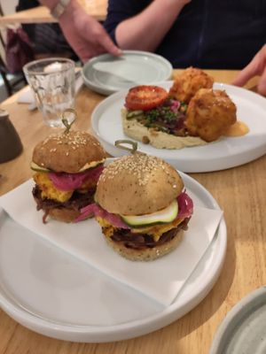 Tofu sliders and hash of the day at Lynchpin in Holywood