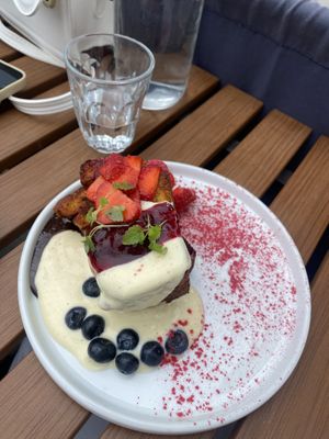   at Lynchpin in Holywood