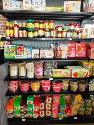 Items for sale at Leaf Corner 慈素 - Jurong in West Singapore