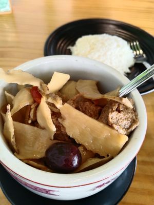 十全大补汤$7 白饭$1 at Leaf Corner 慈素 - Jurong in West Singapore