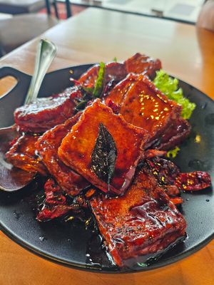 3 cup sauce tofu 😵 ~ 21/1/23 at Leaf Corner 慈素 - Jurong in West Singapore