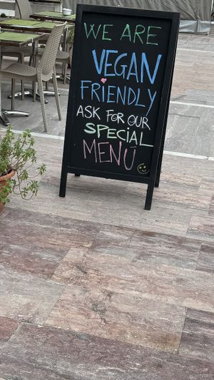 Ask and you shall recieve  at Entonces in Marbella