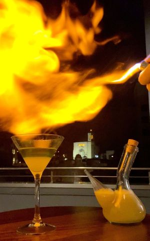 La terraza del Ultonia en el centro de Girona con vistas a la Catedral abierta todo el año a partir de las 17:30h y findes a partir de las 12:00h. Prueba sus cócteles de autor.  at La Terrassa de l'Ultonia in Girona