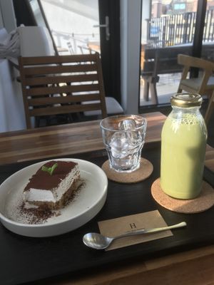 Tiramisu and matcha green tea  at Coffee Doga Heritage - Itaewon branch 커피도가 헤리티지 이태원점 in Seoul