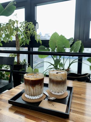 Vegan Iced Cafe Latte at Coffee Doga Heritage - Itaewon branch 커피도가 헤리티지 이태원점 in Seoul