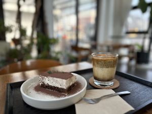   at Coffee Doga Heritage - Itaewon branch 커피도가 헤리티지 이태원점 in Seoul