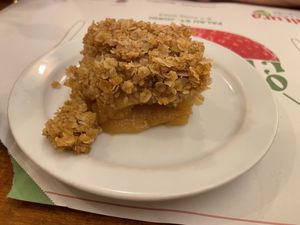 Crocanti de manzana  at Amaltea in Barcelona