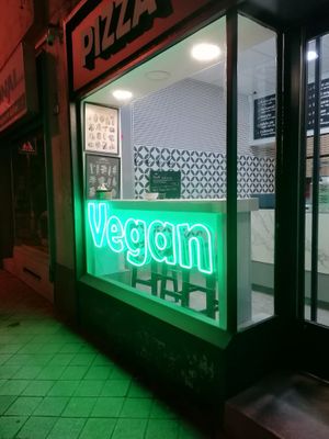  at Pizza Cosi in Budapest