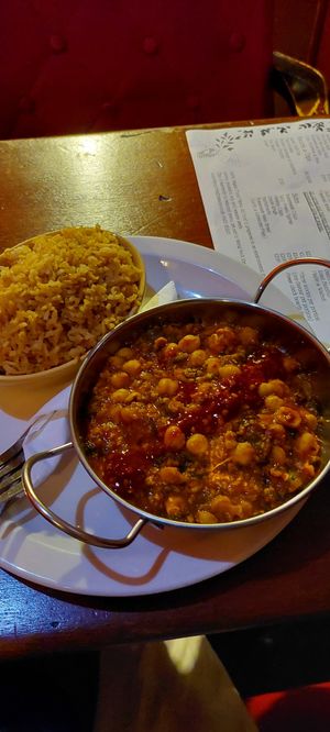 Chickpea and spinach curry at The Globe in Glossop