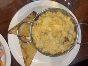 Mac and cheese with garlic ciabatta  at The Globe in Glossop